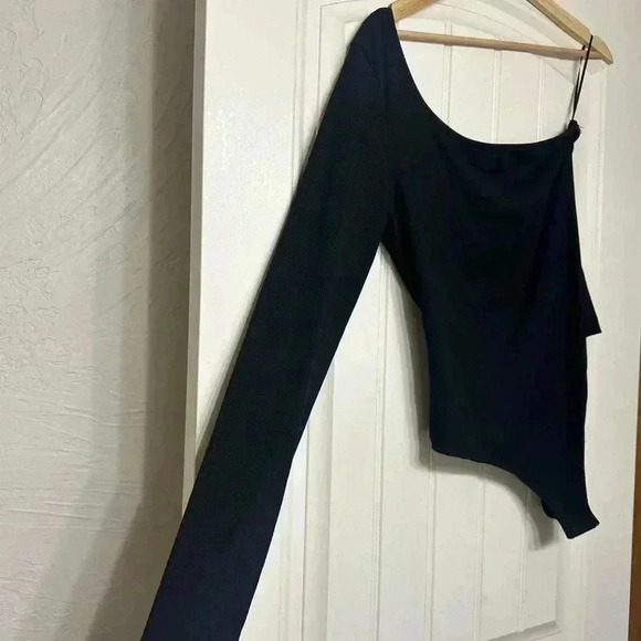 Women’s Le Lis One Shoulder Ribbed Long Sleeve Black Button Snap Body Suit Large - Picture 2 of 7